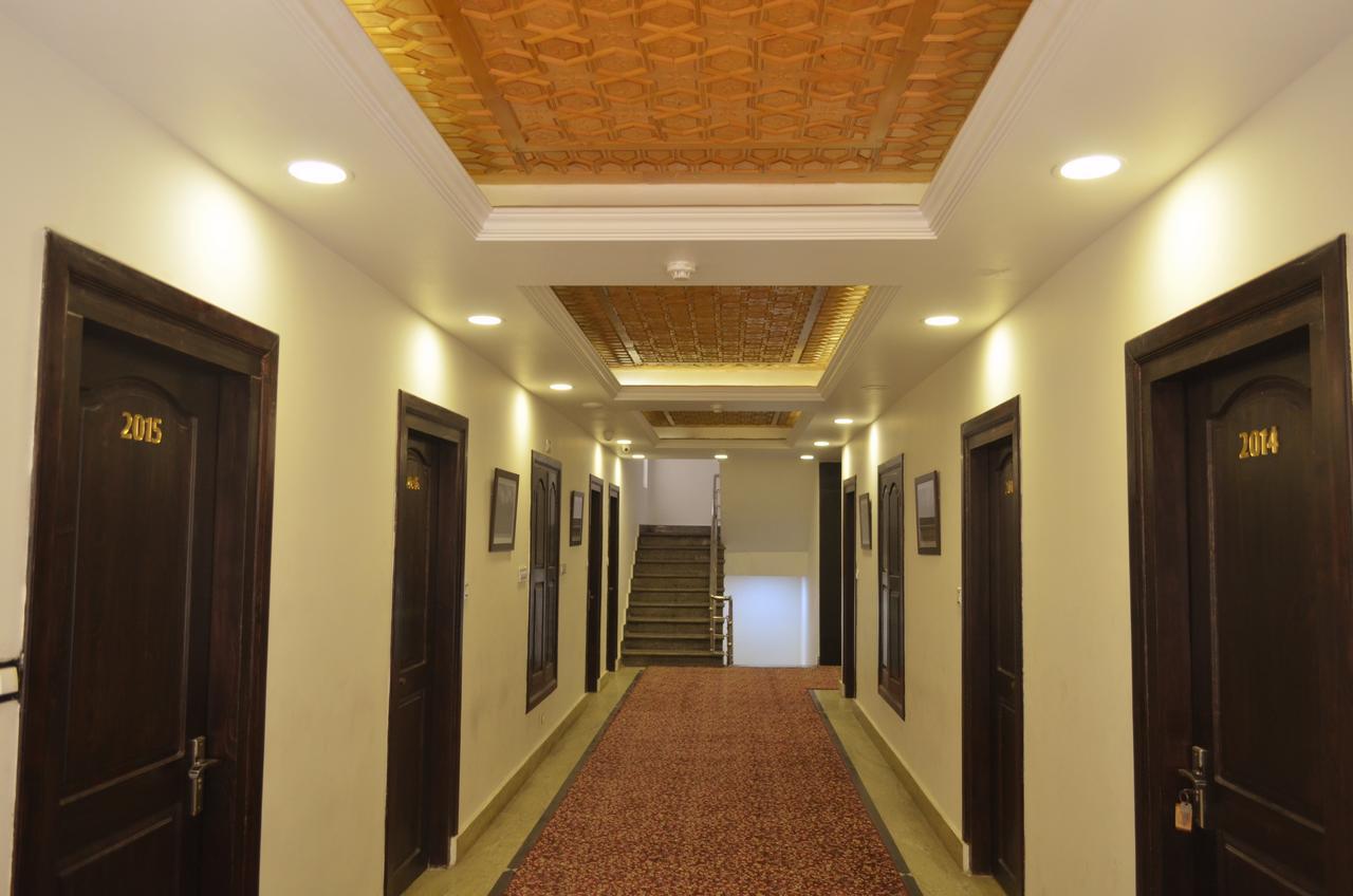 Hotel The Valley View Kashmir Srinagar  Exterior photo